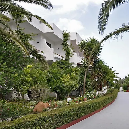 Hotell Tina Flora Kolymbia