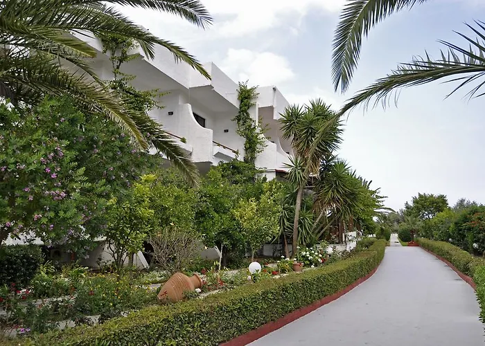 Hotell Tina Flora Kolymbia