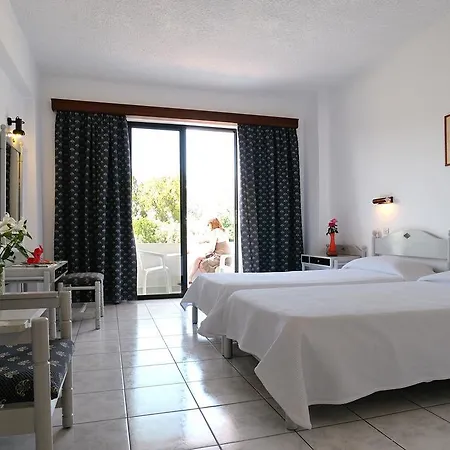 Tina Flora Hotel