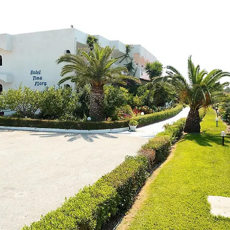 Tina Flora Hotel 3*
