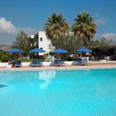 Tina Flora コリンビア